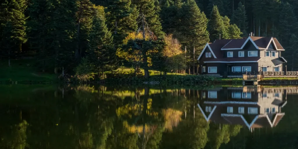 sweet home on the lake