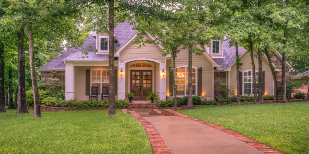 spanish looking homes